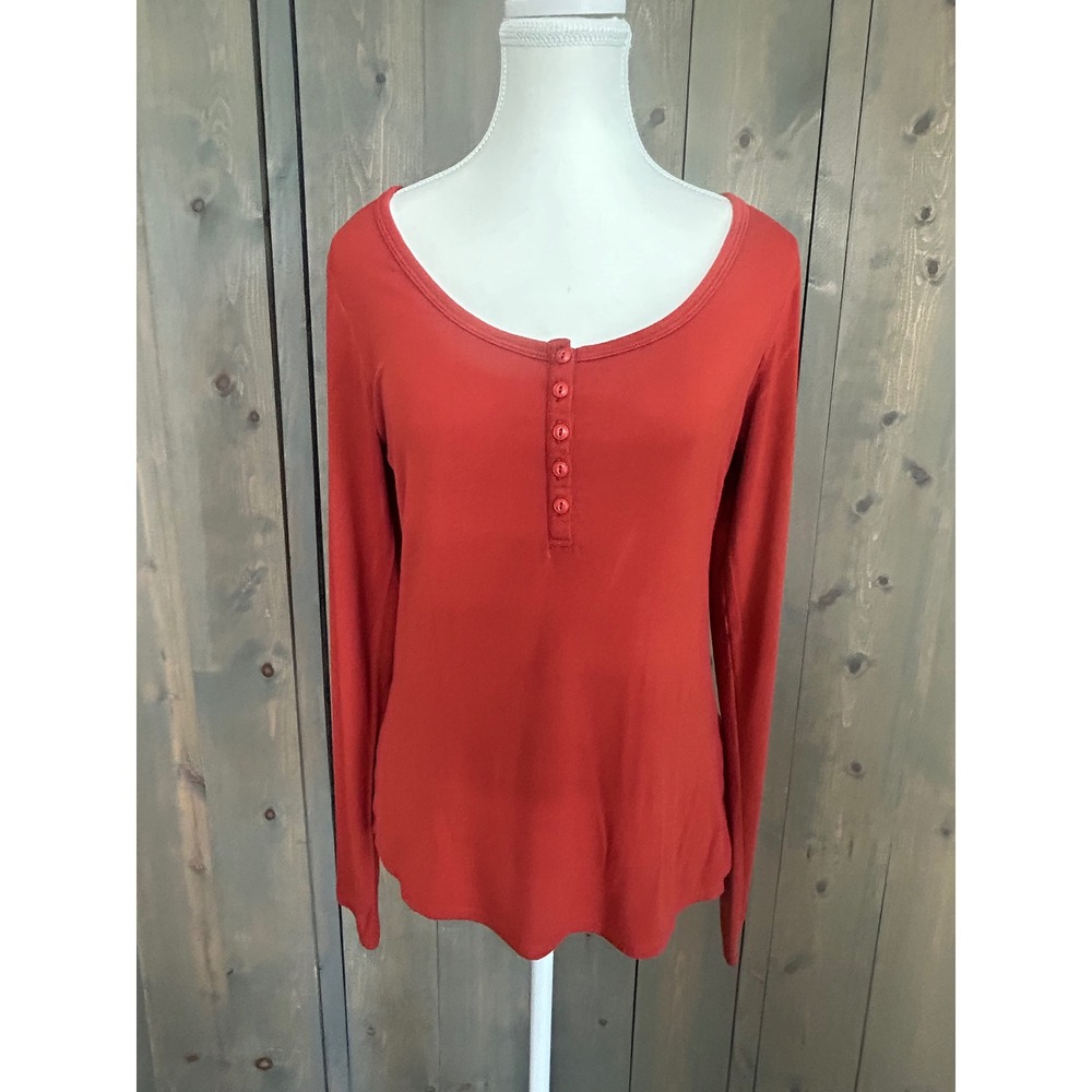 Halara Rust Red Ribbed Henley Long Sleeve Top Size Large Scoop Neck Button Up